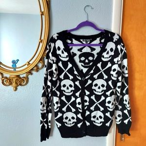 Hot Topic Skull Cardigan Sweater with buttons Size Large Black and White